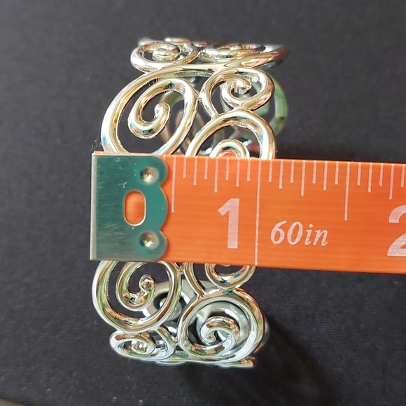 Solid sterling silver scrollwork cuff, small QVC - Picture 7 of 7